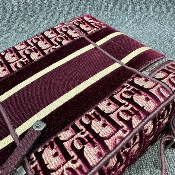 100% Authentic Christian Dior Vanity Case - Picture 5 of 15